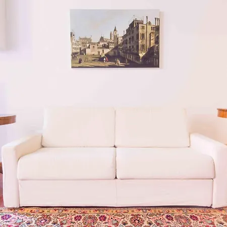 The Arch Historic Apartment