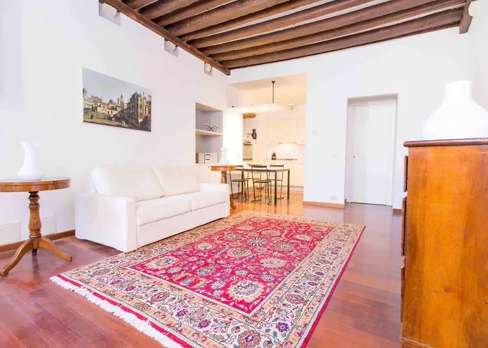 The Arch Historic Apartment