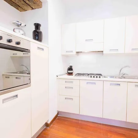 The Arch Historic דירה *